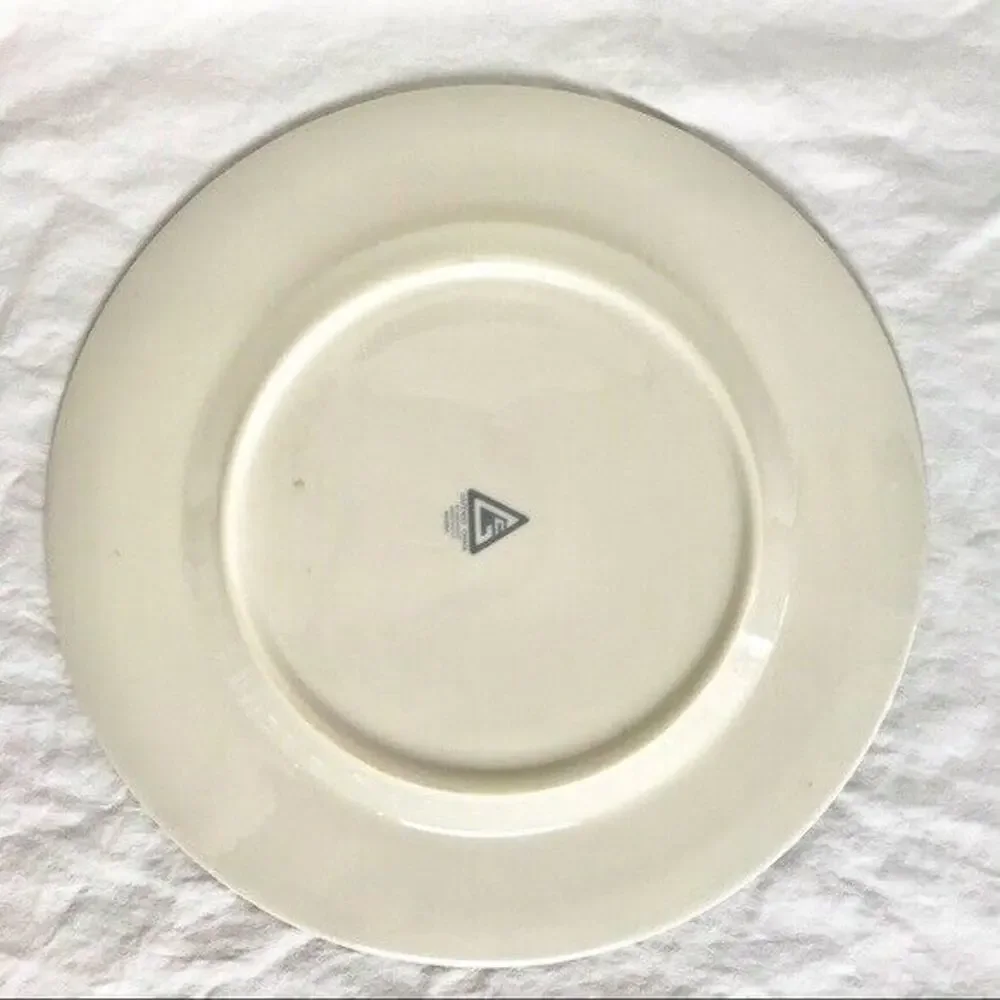 CLEARANCE Gateway China By Shenango Michele 2 Dinner Plates 10.75